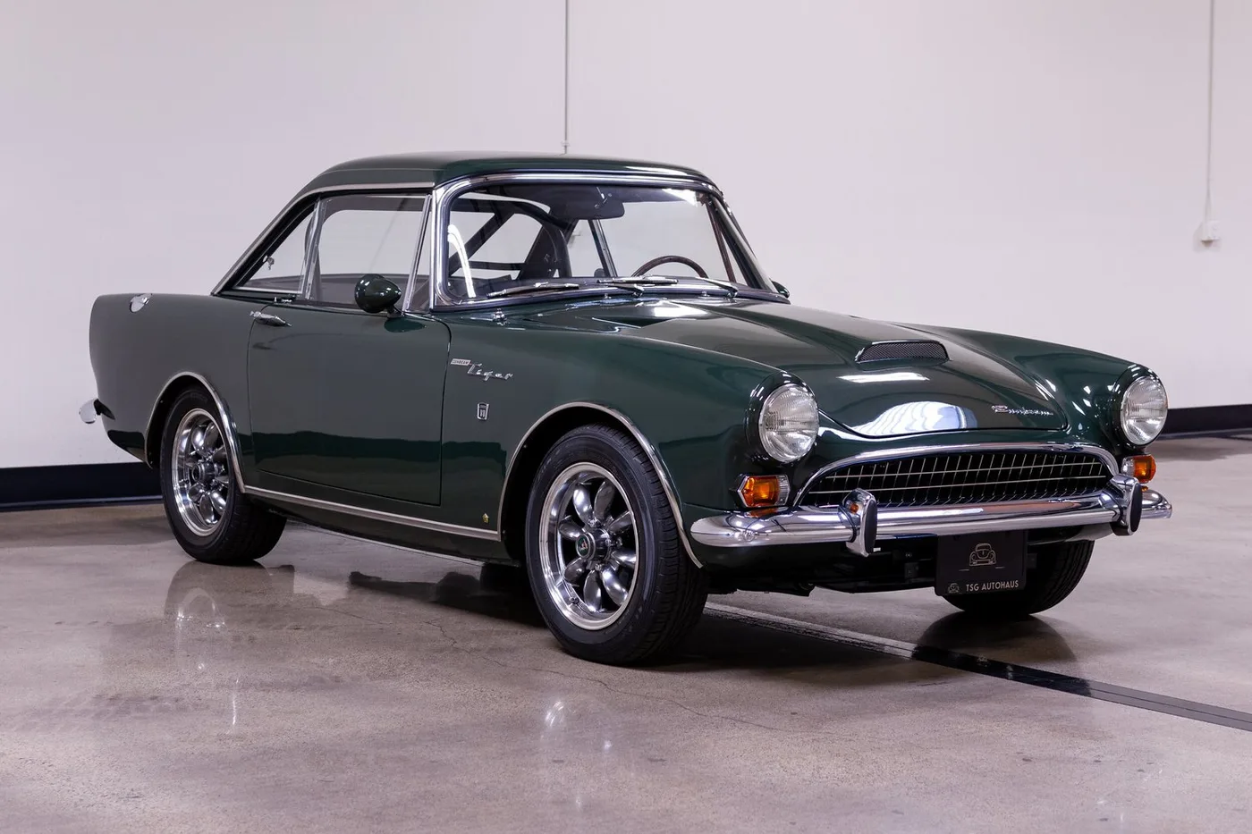 1967 Sunbeam Tiger verkauft von einem Fachhändler in Costa Mesa, Vereinigte Staaten, Foto 2 von 15