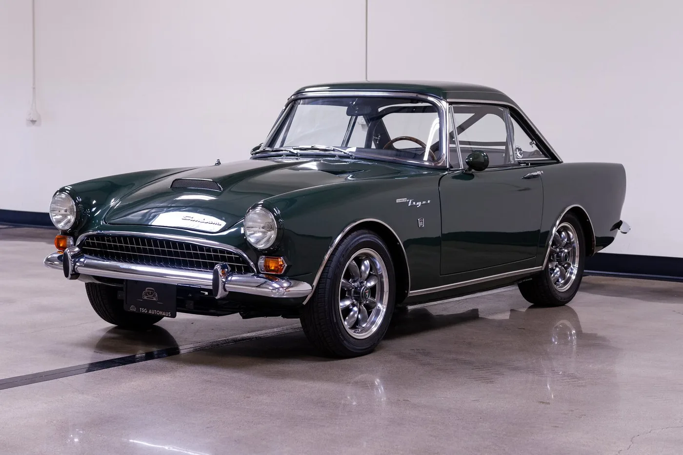 1967 Sunbeam Tiger verkauft von einem Fachhändler in Costa Mesa, Vereinigte Staaten, Foto 4 von 15