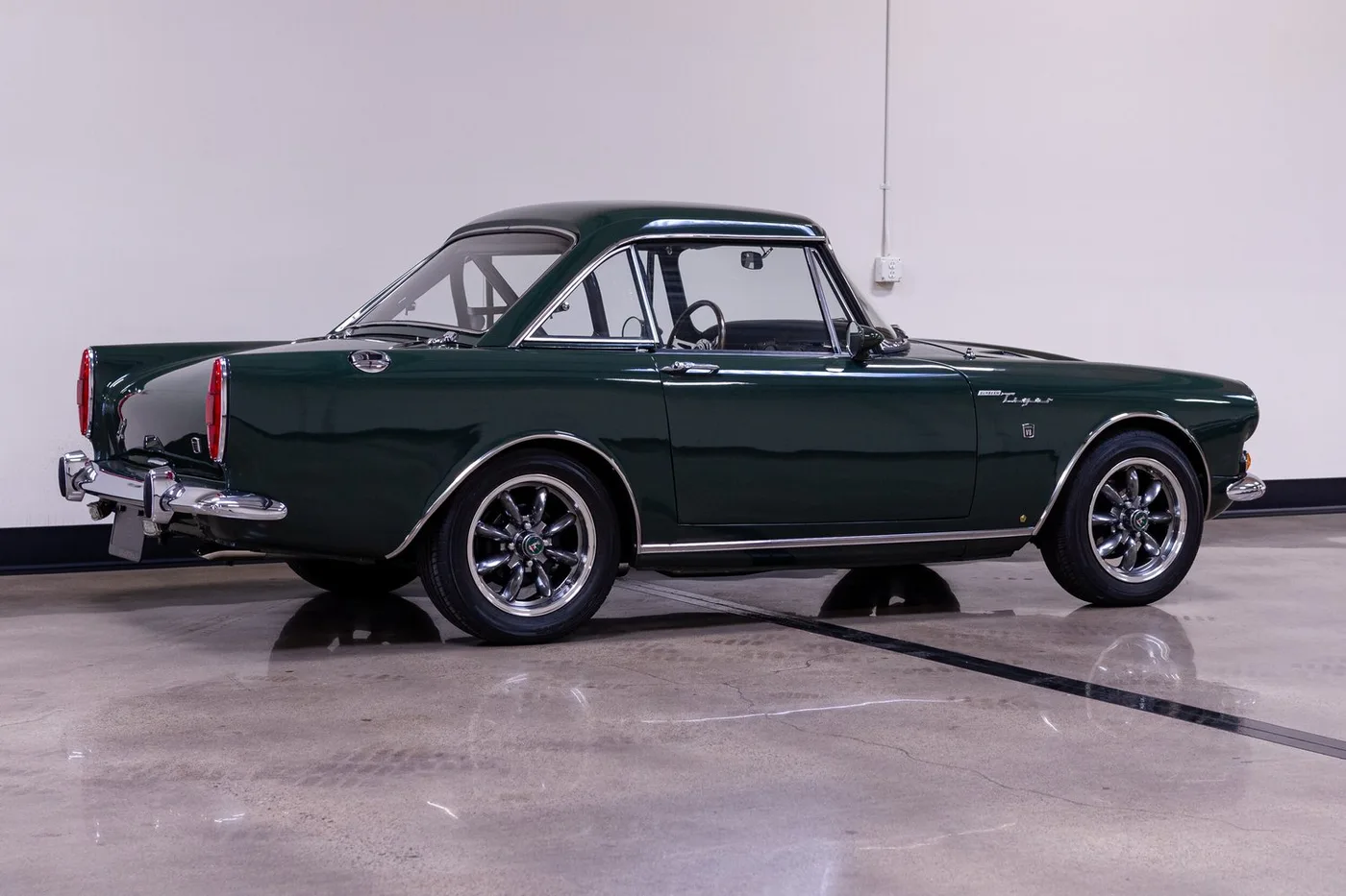 1967 Sunbeam Tiger verkauft von einem Fachhändler in Costa Mesa, Vereinigte Staaten, Foto 8 von 15