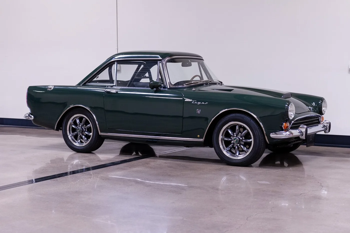 1967 Sunbeam Tiger verkauft von einem Fachhändler in Costa Mesa, Vereinigte Staaten, Foto 10 von 15