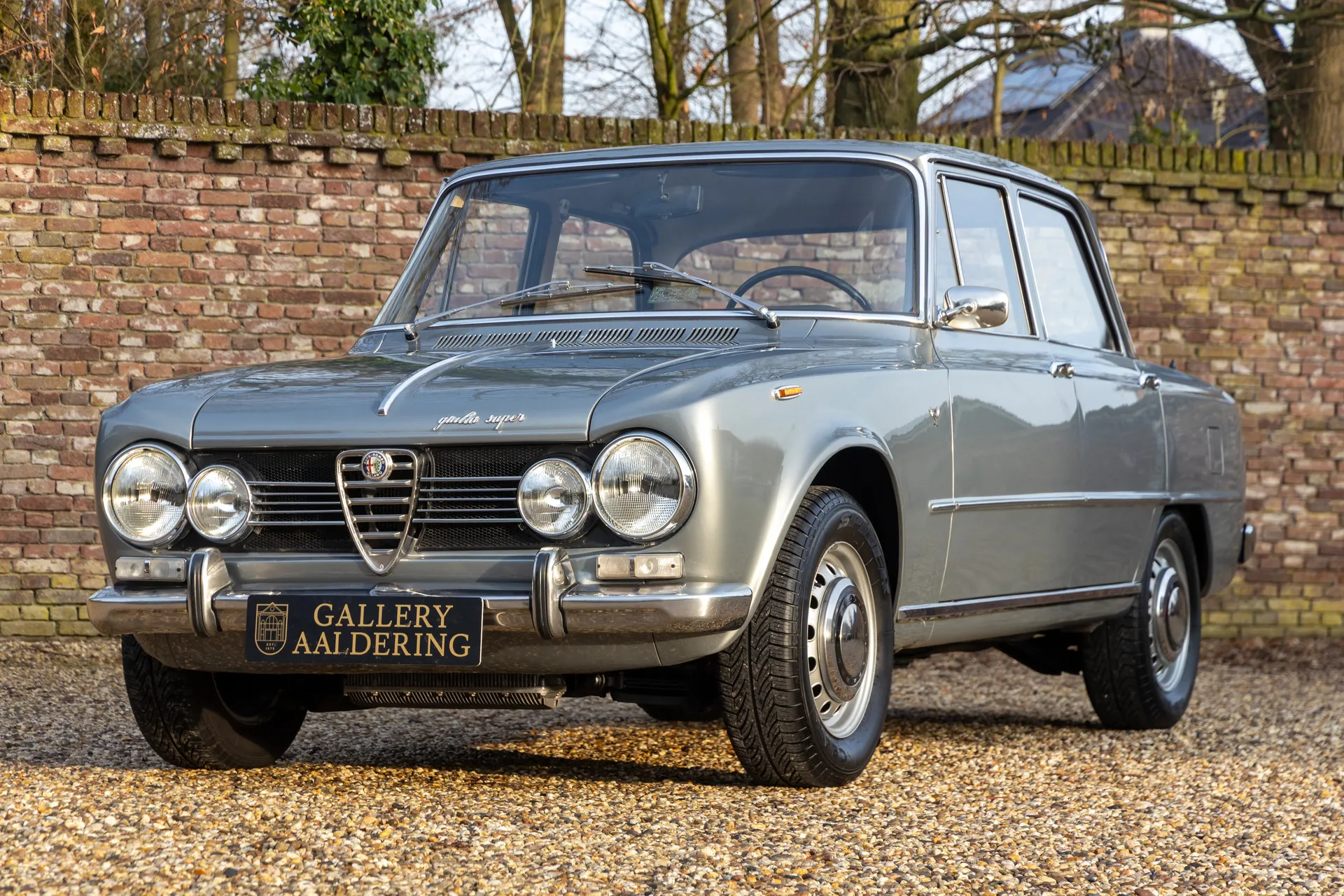 1968 Alfa Romeo Giulia Berlina 1600 S Scioneri offered by a specialist dealer in Brummen, Netherlands, main photo