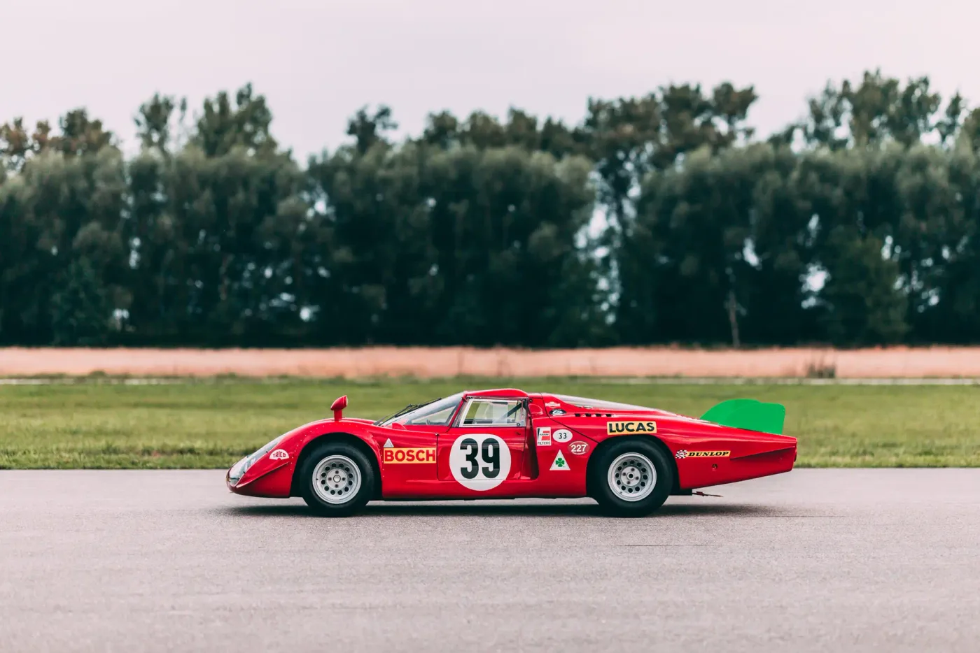 1968 Alfa Romeo Tipo 33/2 Daytona angeboten von einem Fachhändler in Munich, Deutschland, Foto 14 von 15