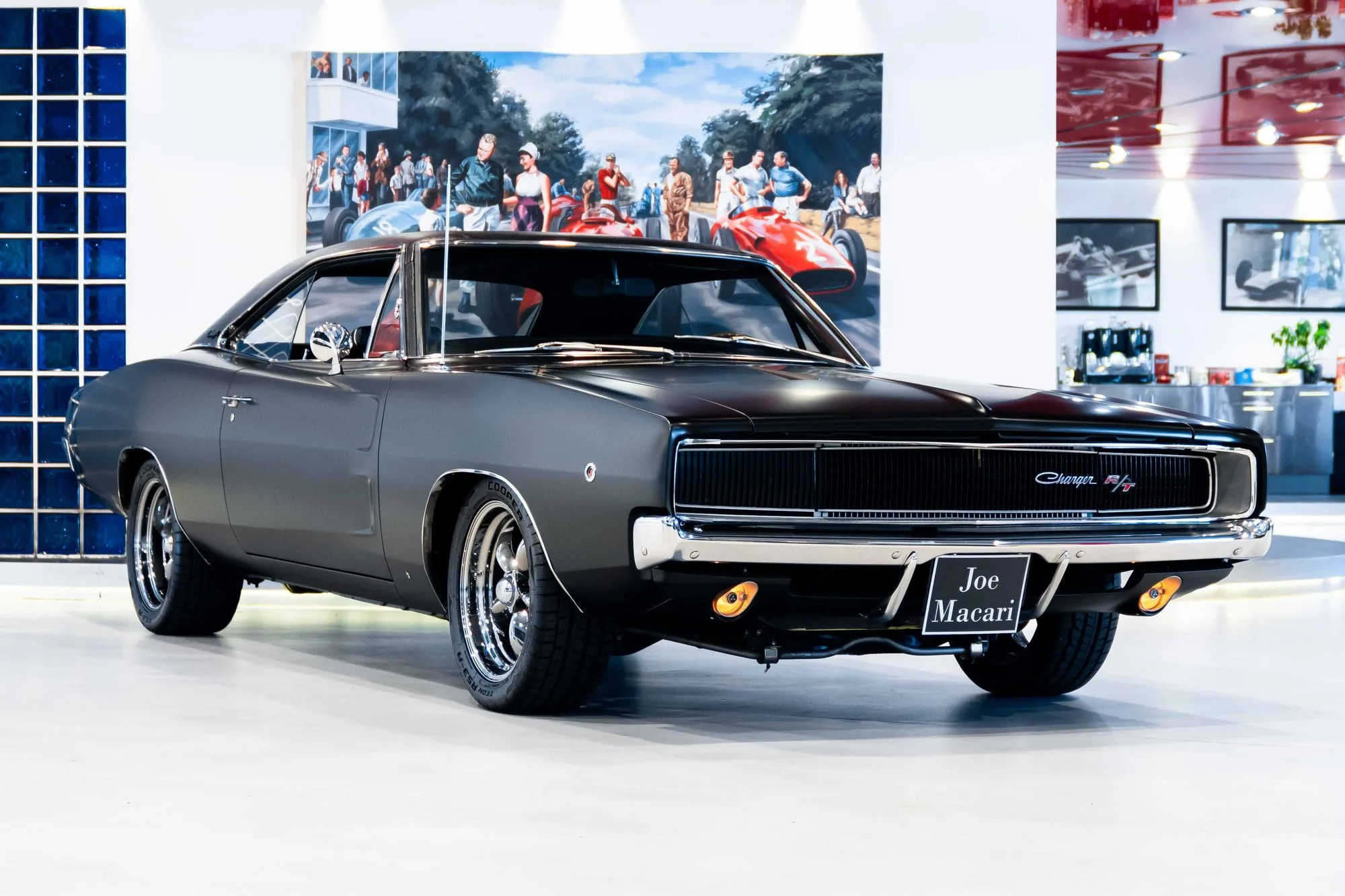 1968 Dodge Charger R/T proposée par un concessionnaire spécialisé à London, Royaume-Uni, photo principale