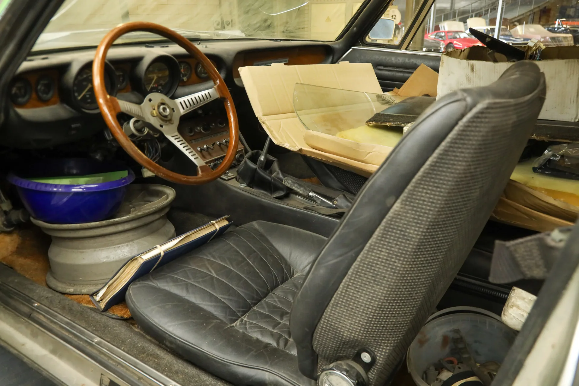 1968 Fiat Dino Coupé 2000, 28/30