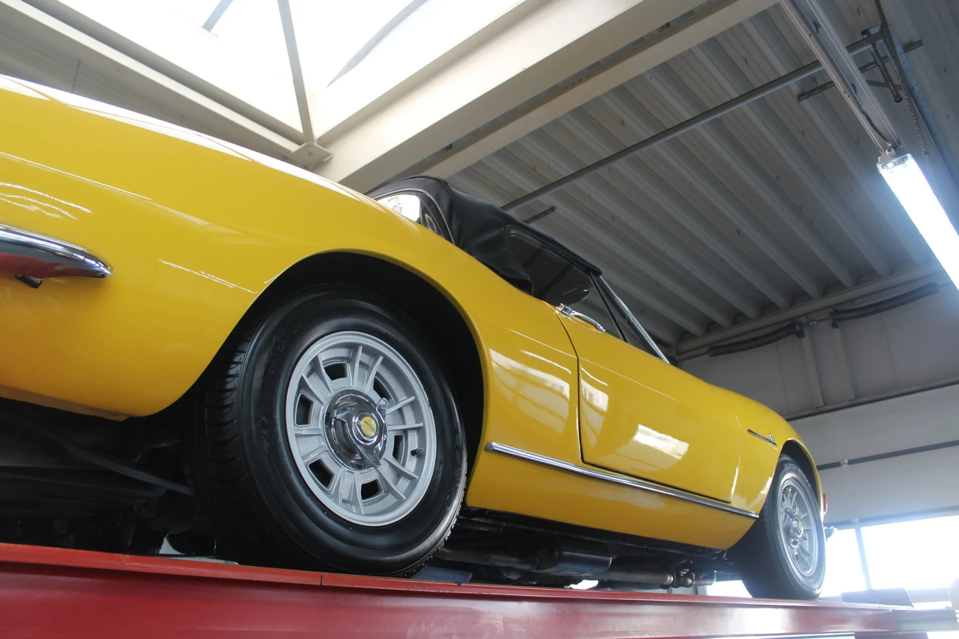 1968 Fiat Dino Spider 2000, 8/30