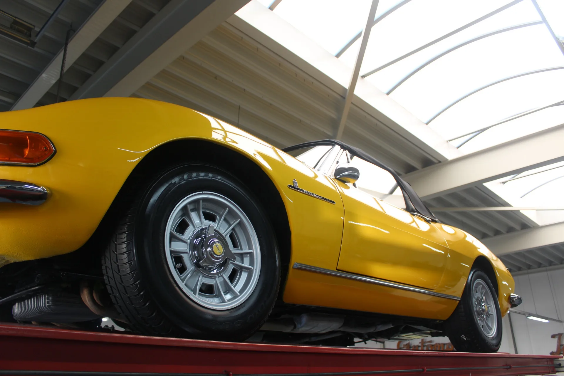 1968 Fiat Dino Spider 2000, 10/30