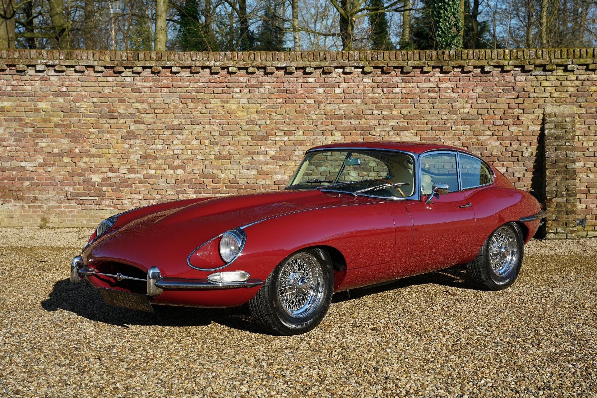 1968 Jaguar E-Type Series 1.5 4.2 Coupé offered by a specialist dealer in Brummen, Netherlands, main photo
