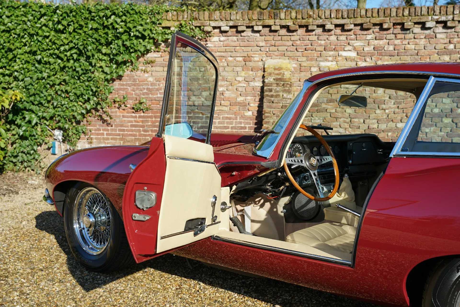 1968 Jaguar E-Type Series 1.5 4.2 Coupé, 15/30