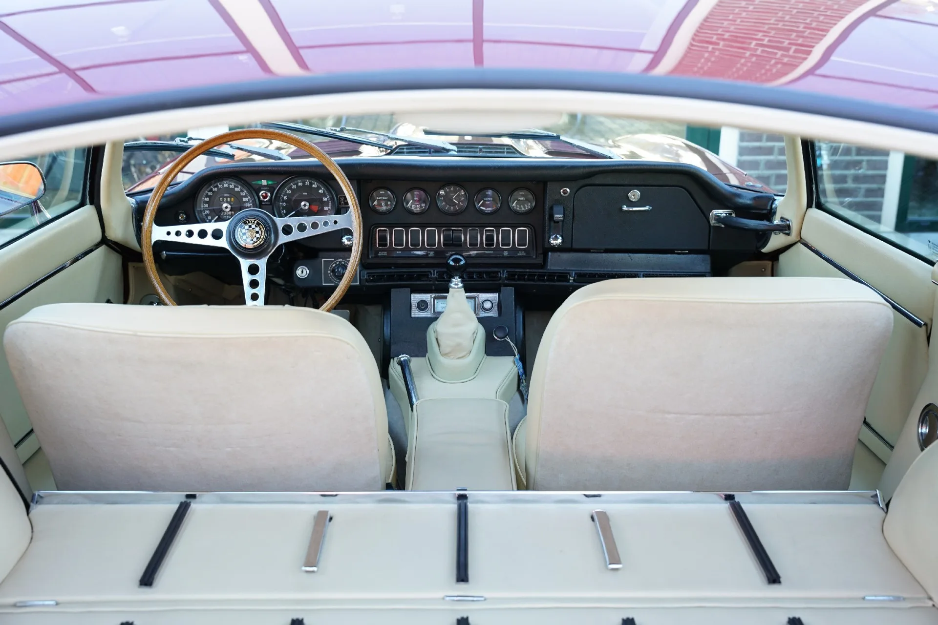 1968 Jaguar E-Type Series 1.5 4.2 Coupé, 29/30