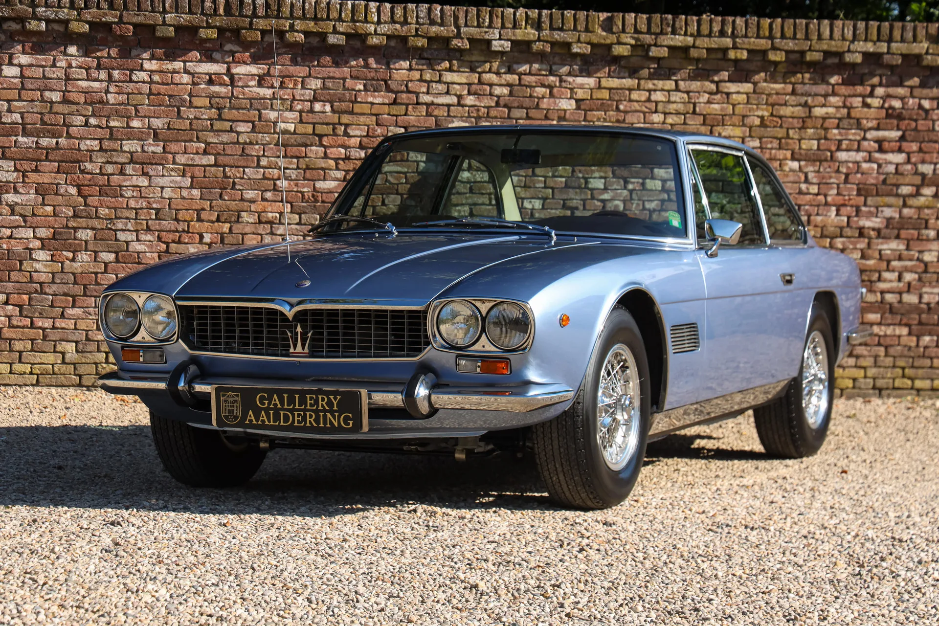 1968 Maserati Mexico 4.2 offered by a specialist dealer in Brummen, Netherlands, main photo