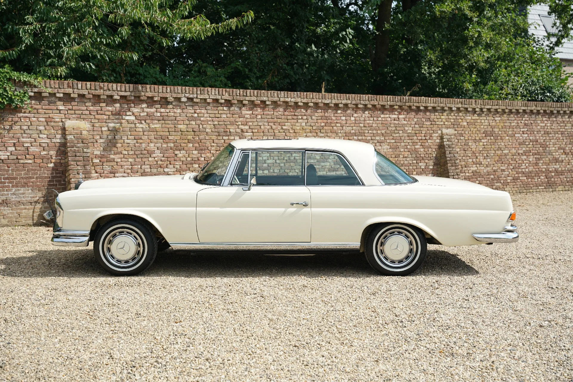 1968 Mercedes-Benz 280 SE Coupé, 15/30