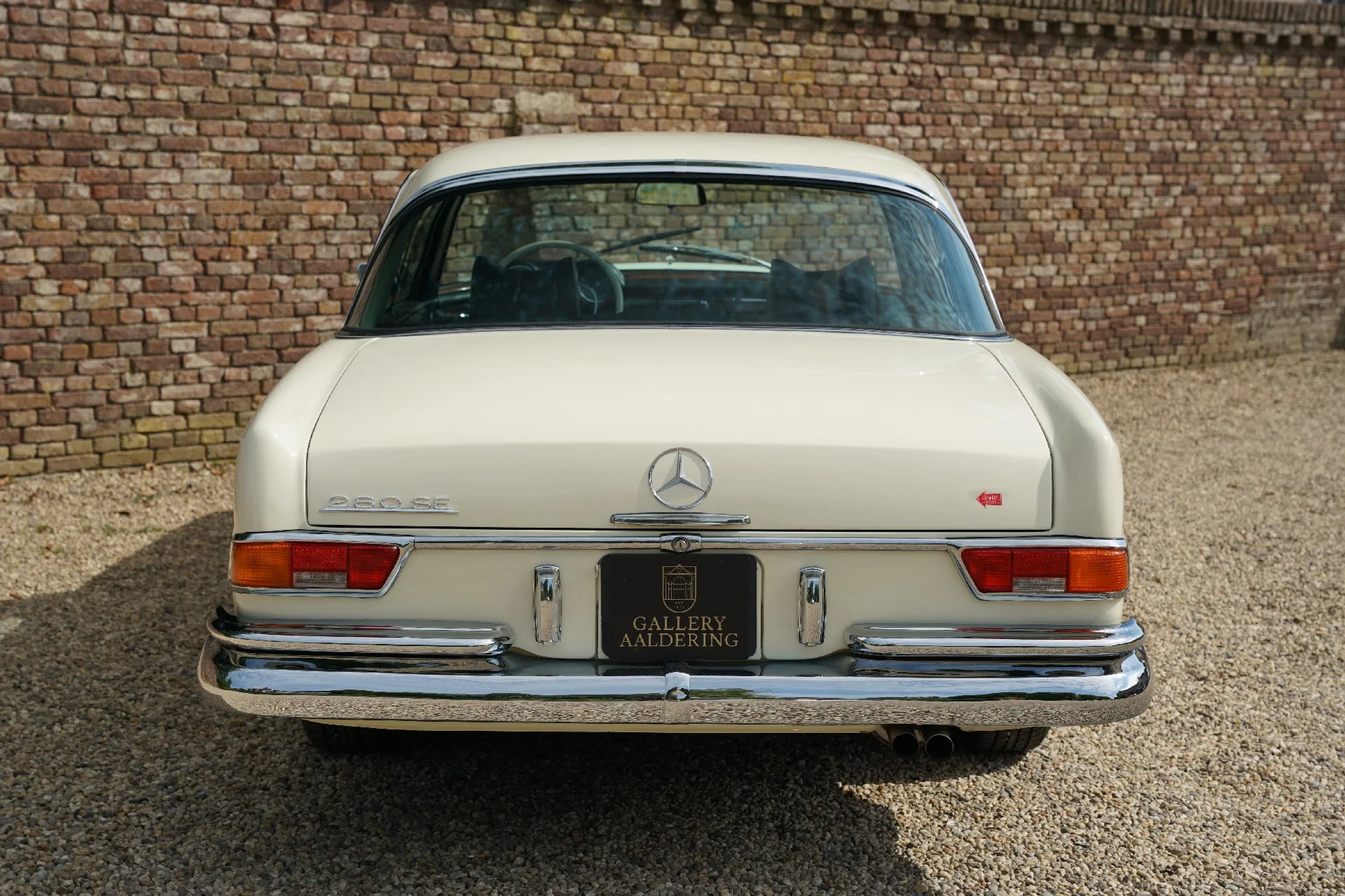 1968 Mercedes-Benz 280 SE Coupé, 21/30
