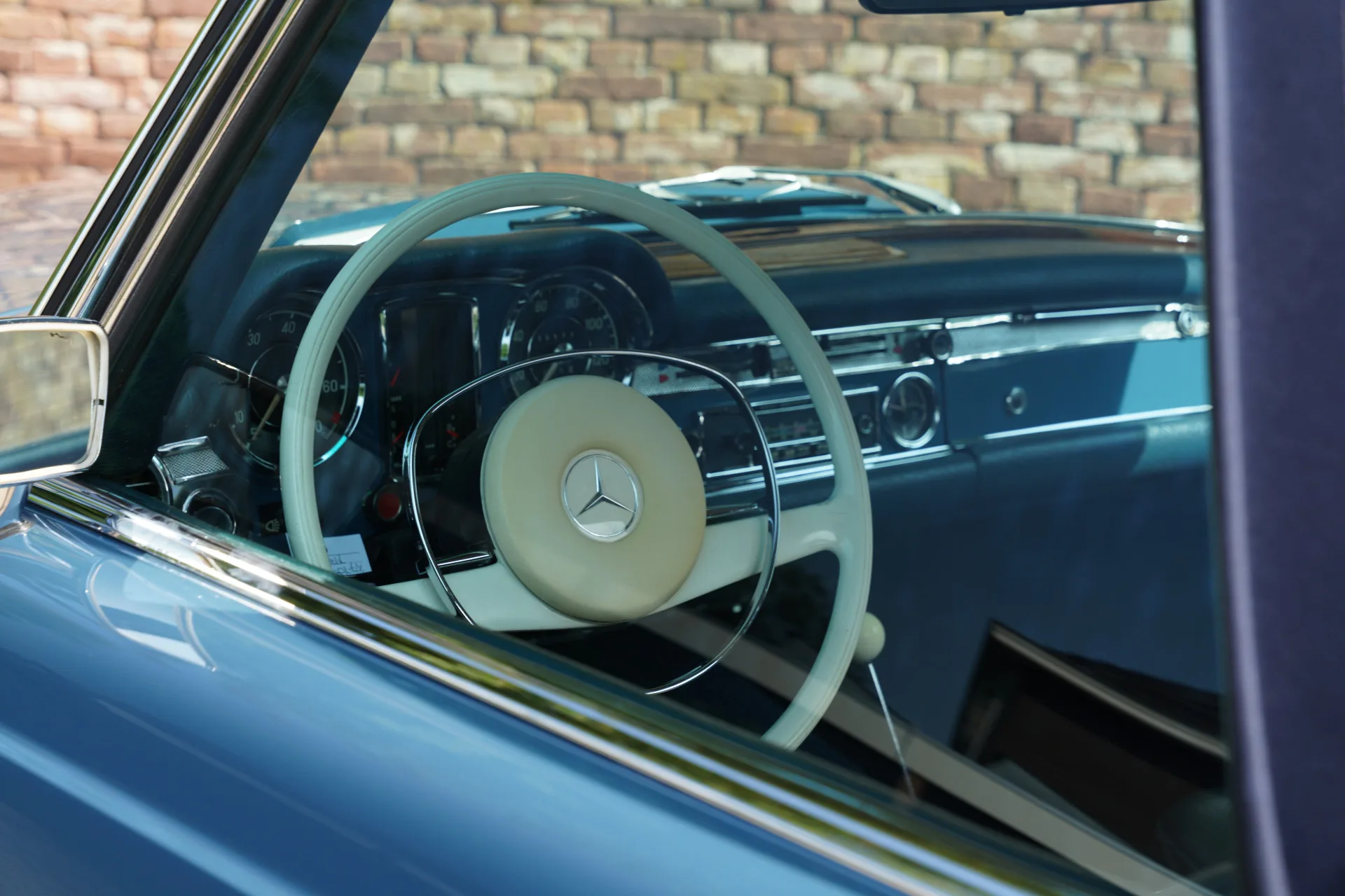 1968 Mercedes-Benz 280 SL, 9/30