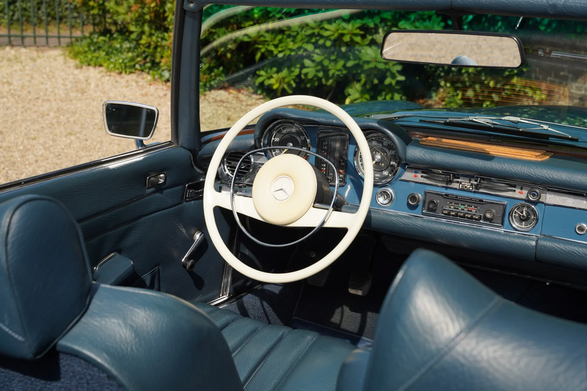 1968 Mercedes-Benz 280 SL, 10/30