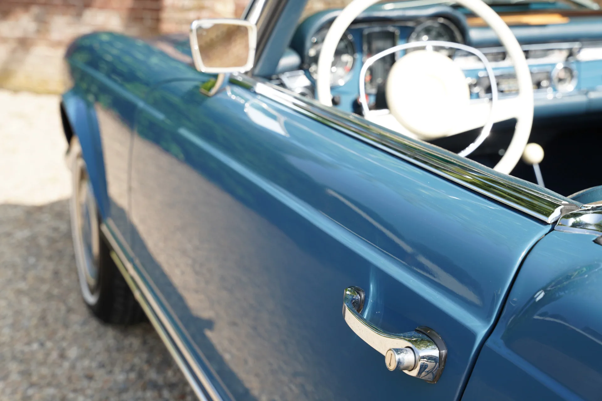 1968 Mercedes-Benz 280 SL, 20/30