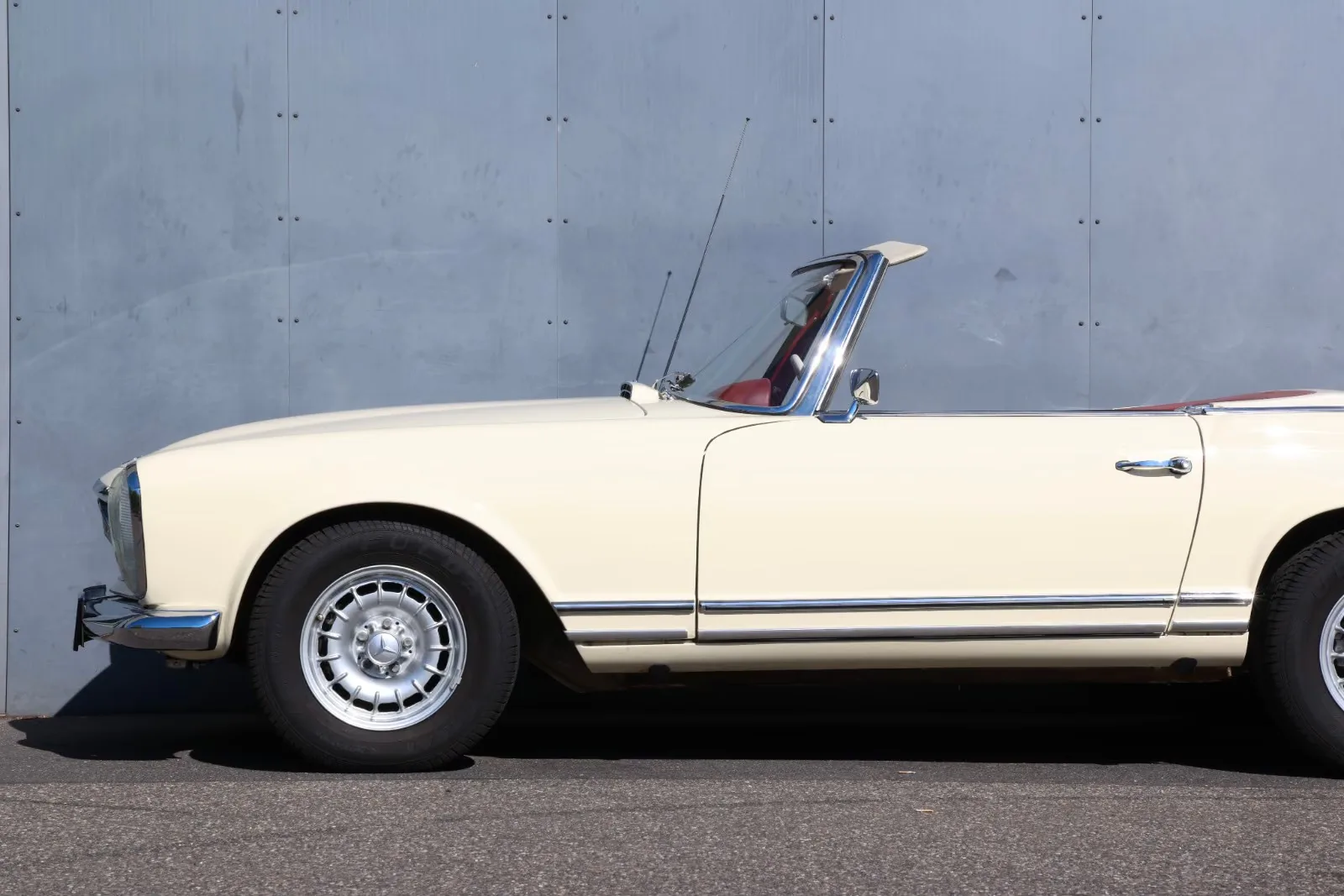 1968 Mercedes-Benz 280 SL, 11/24