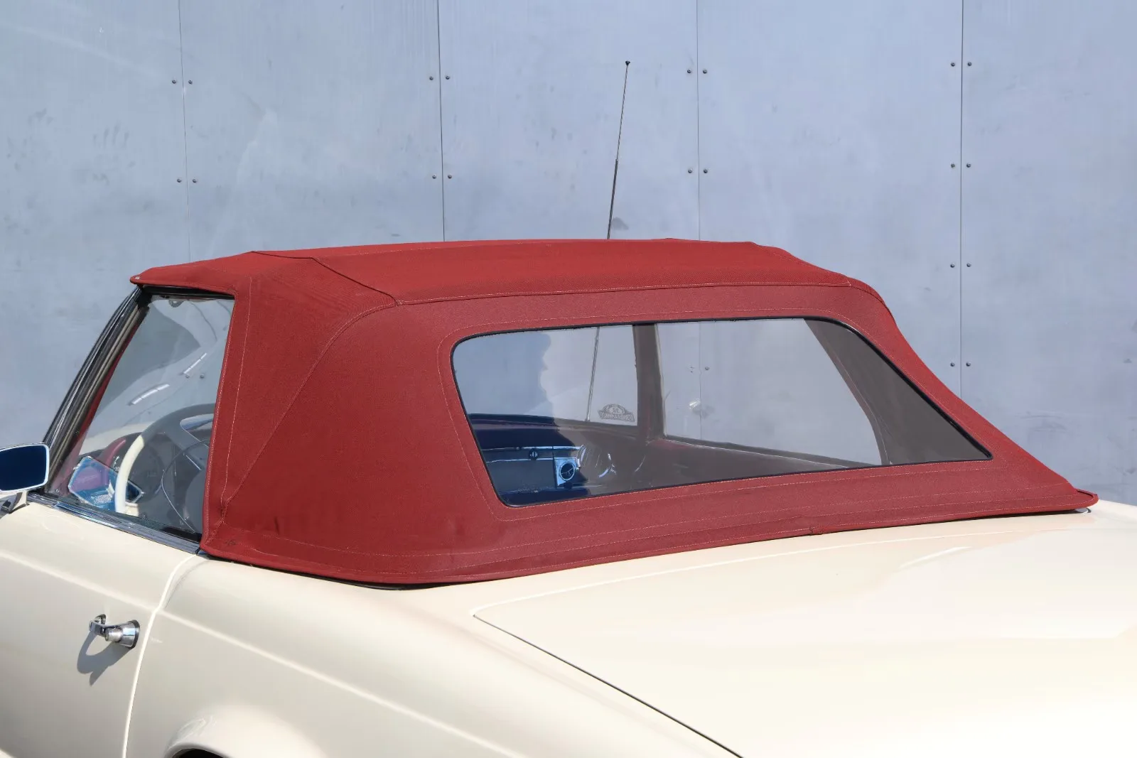 1968 Mercedes-Benz 280 SL, 14/24