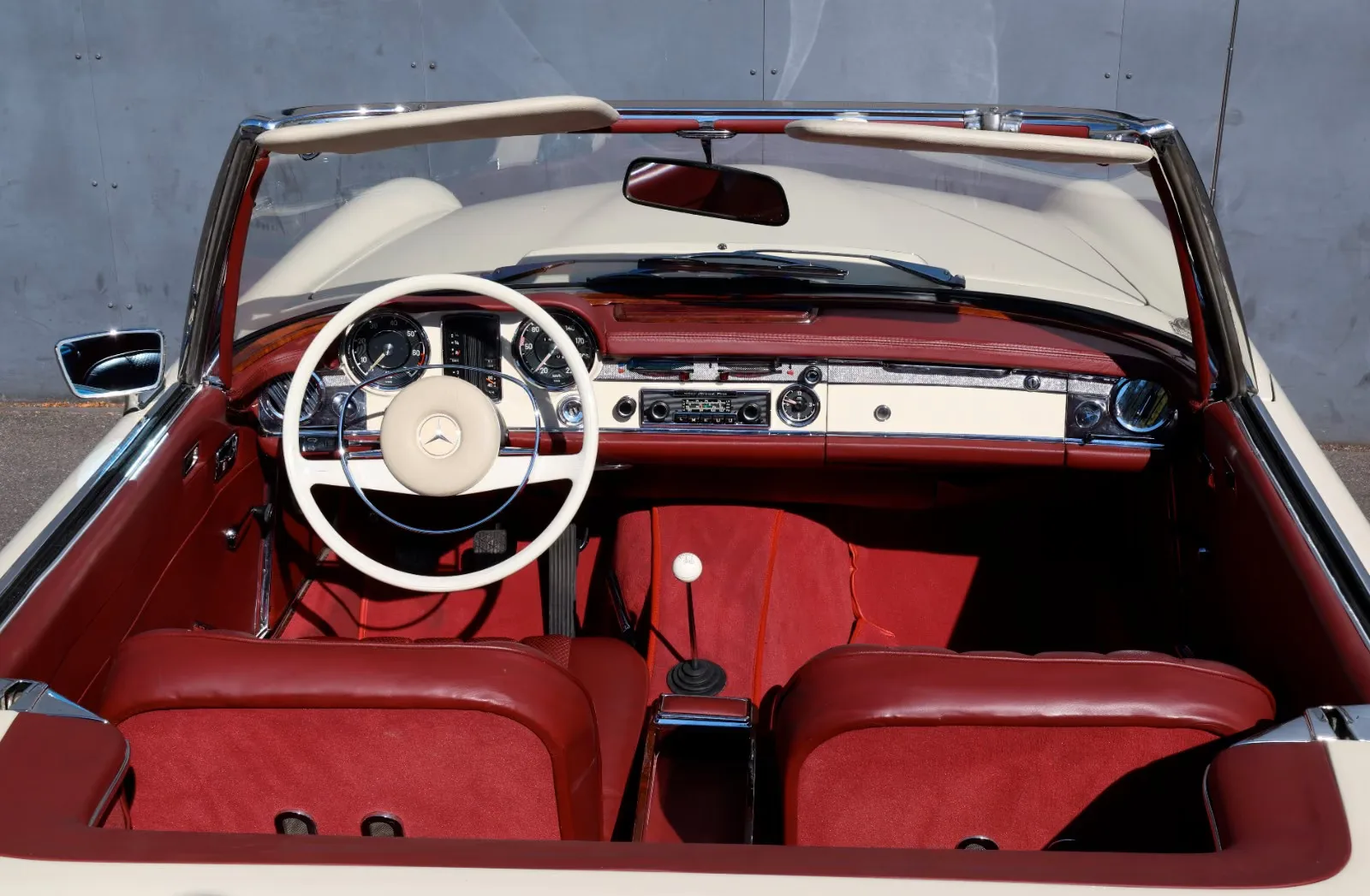 1968 Mercedes-Benz 280 SL, 21/24