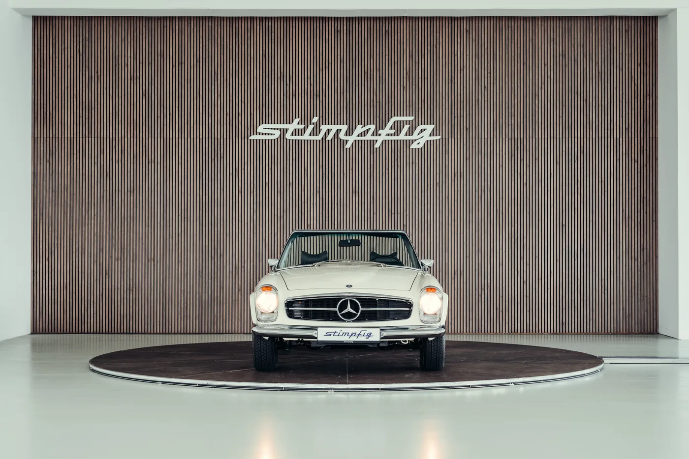 1968 Mercedes-Benz 280 SL Pagoda angeboten von einem Oldtimerspezialisten in Stuttgart, Deutschland, Foto 8 von 25