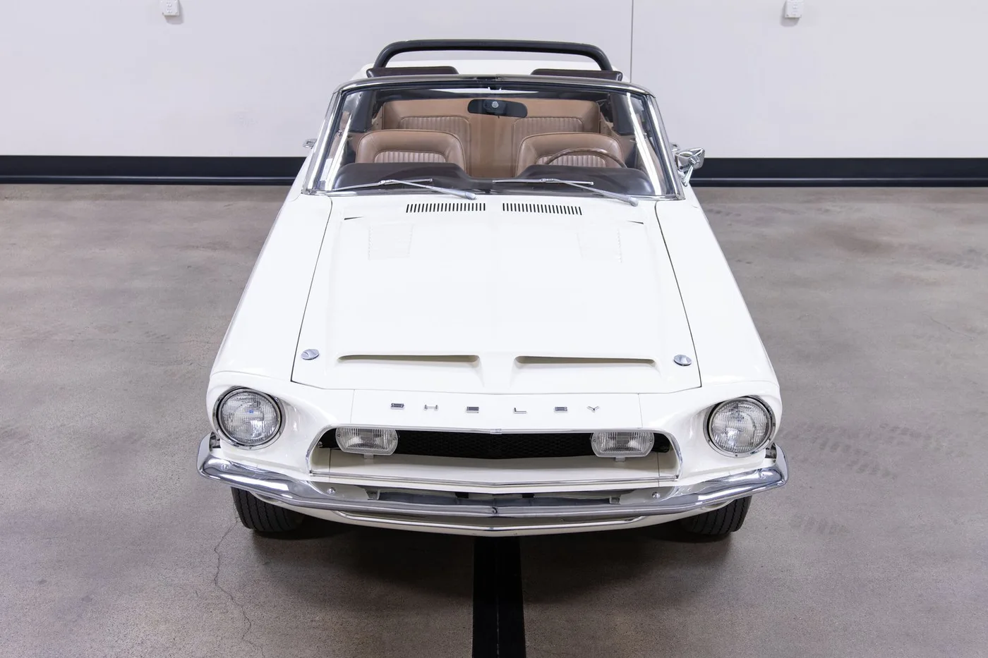 1968 Shelby Mustang GT500KR sold by a specialist dealer in Costa Mesa, United States, photo 12 of 15