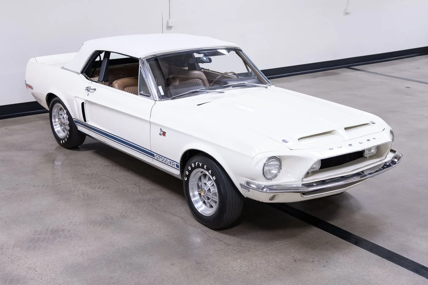 1968 Shelby Mustang GT500KR sold by a specialist dealer in Costa Mesa, United States, photo 14 of 15