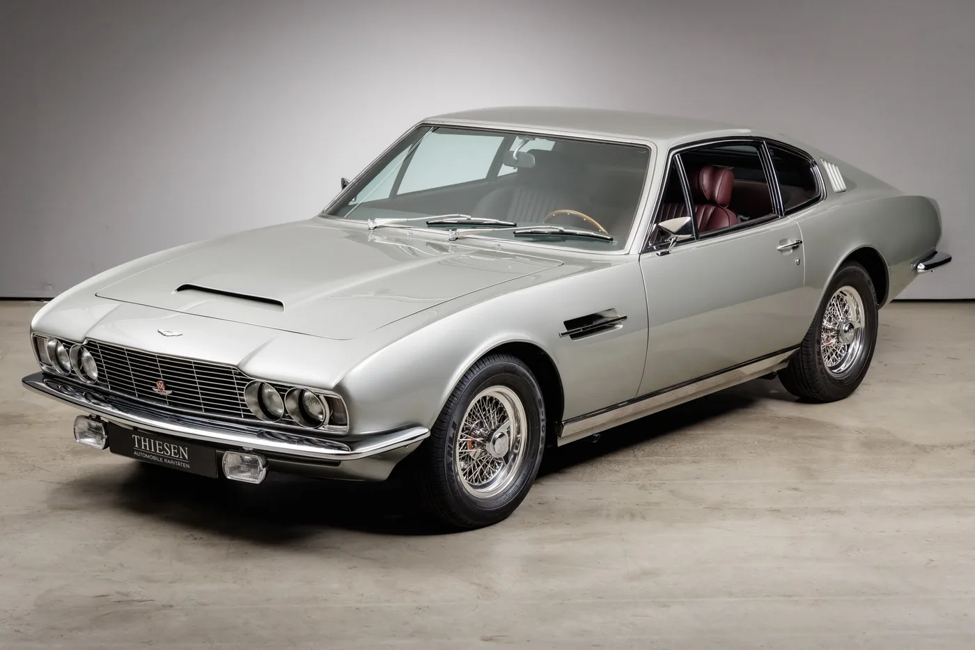 1969 Aston Martin DBS Vantage angeboten von einem Fachhändler in Hamburg, Deutschland, Hauptfoto