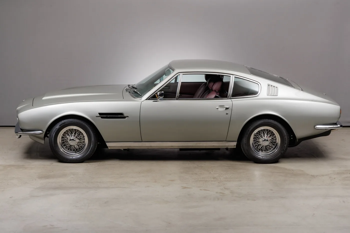 1969 Aston Martin DBS Vantage, 4/30
