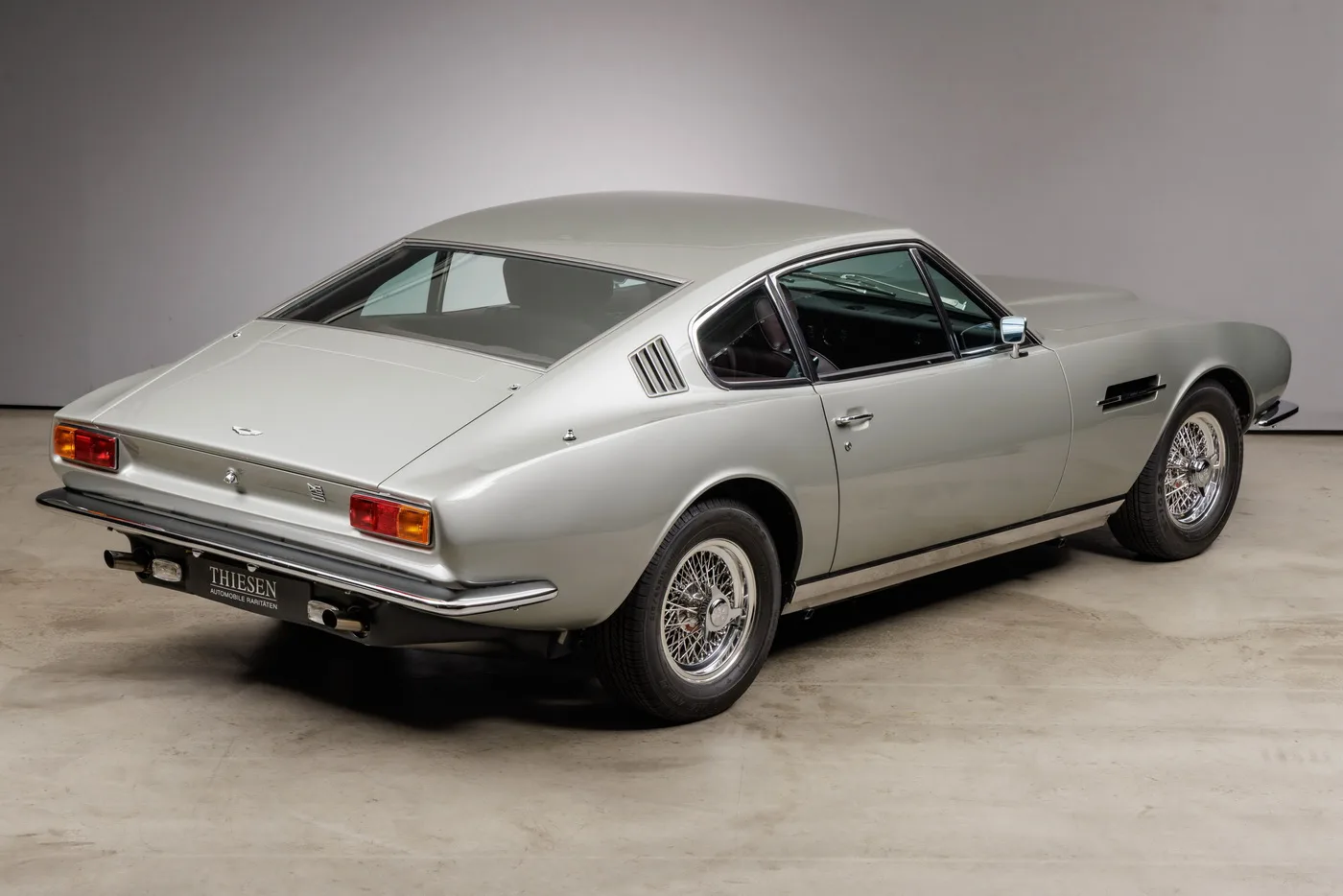 1969 Aston Martin DBS Vantage, 10/30