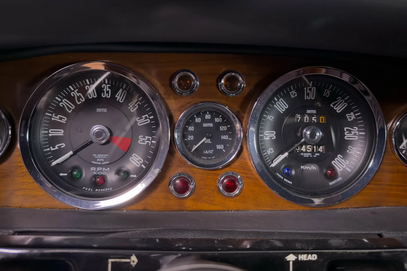 1969 Aston Martin DBS Vantage, 24/30