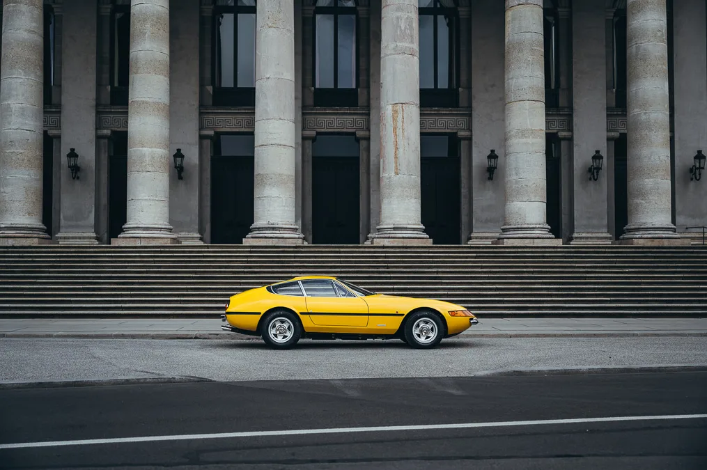 1969 Ferrari 365 GTB/4 Daytona, 12/30
