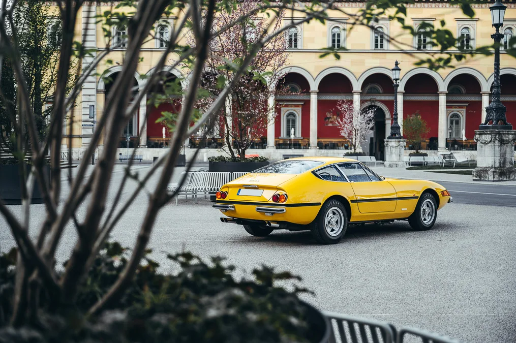 1969 Ferrari 365 GTB/4 Daytona, 28/30