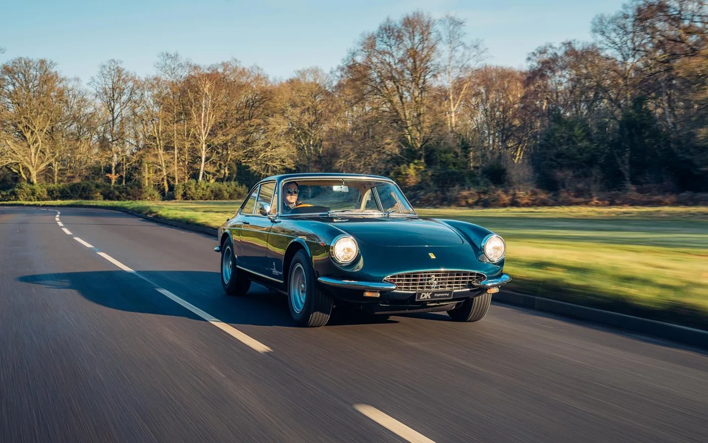 1969 Ferrari 365 GTC proposée par un concessionnaire spécialisé à Chorleywood, Royaume-Uni, photo 2 sur 15