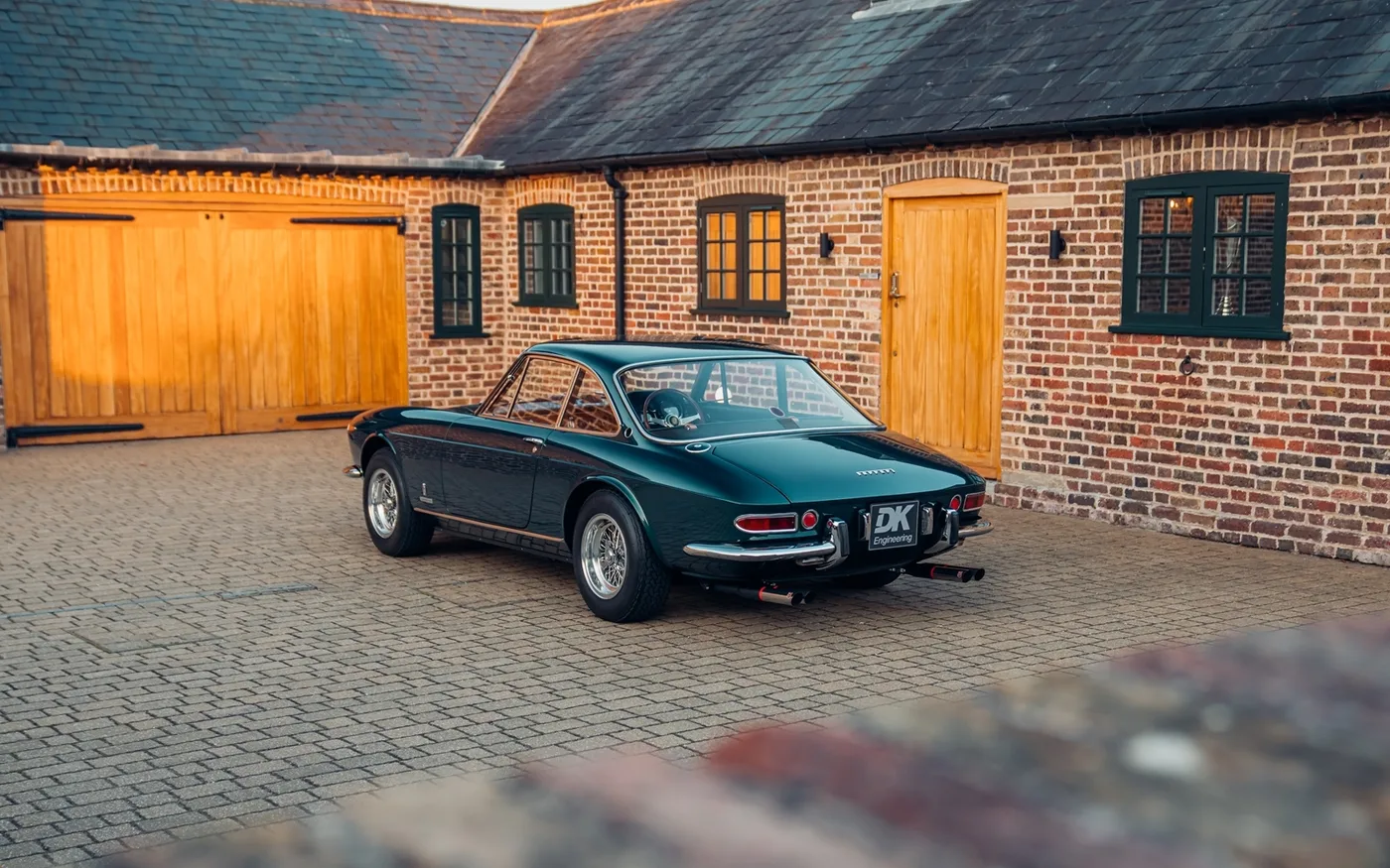 1969 Ferrari 365 GTC proposée par un concessionnaire spécialisé à Chorleywood, Royaume-Uni, photo 10 sur 15