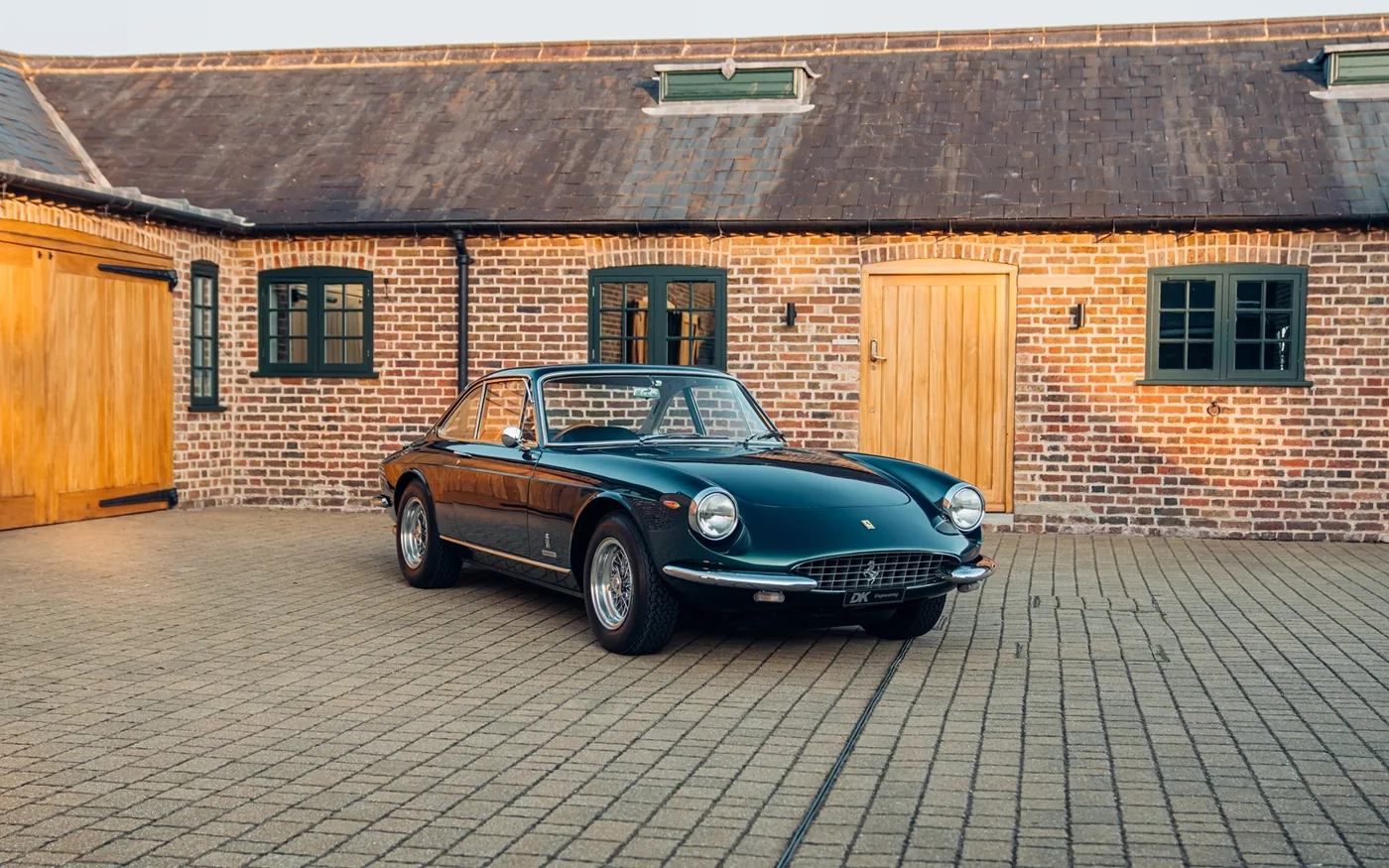 1969 Ferrari 365 GTC proposée par un concessionnaire spécialisé à Chorleywood, Royaume-Uni, photo 11 sur 15