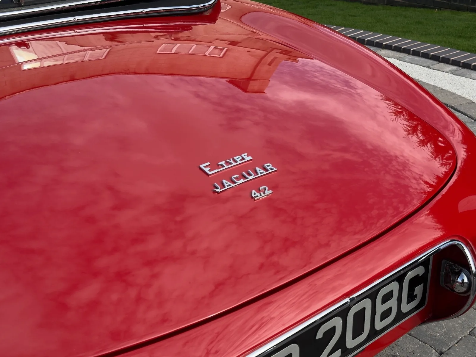 1969 Jaguar E-Type Series 1.5 Roadster, 7/30