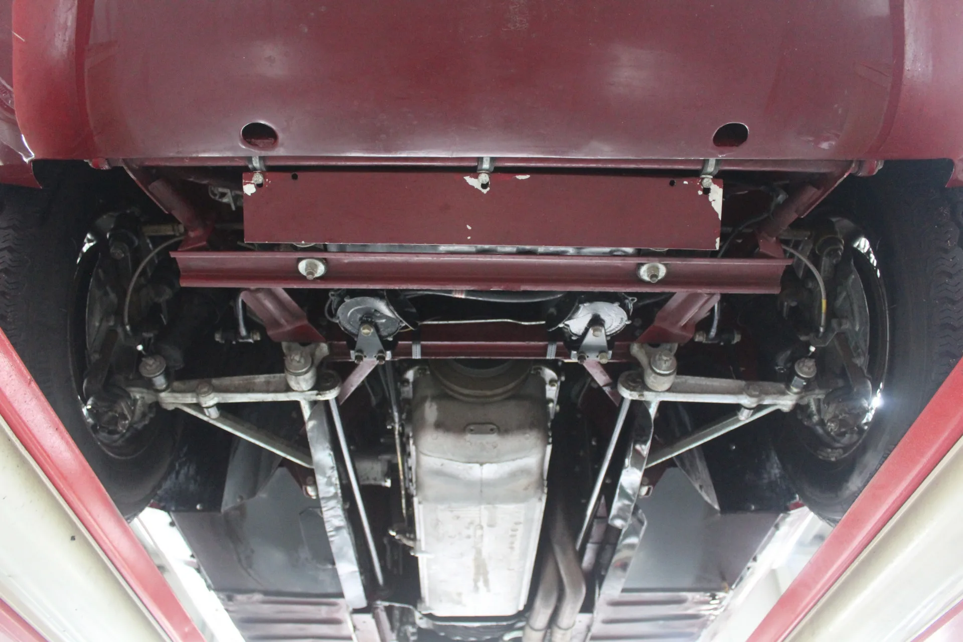 1969 Jaguar E-Type Series 2 4.2 2+2 Coupé, 21/30