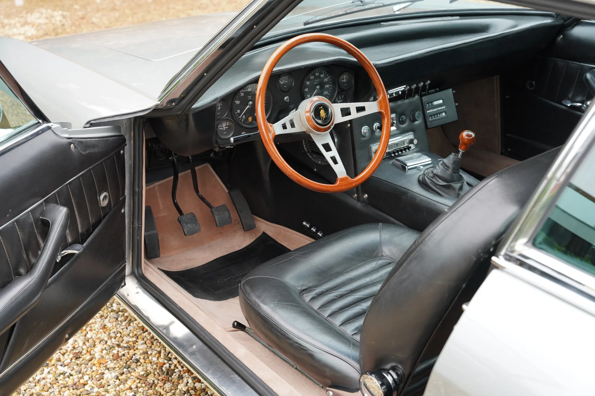 1969 Lamborghini Islero 400 GT, 3/30