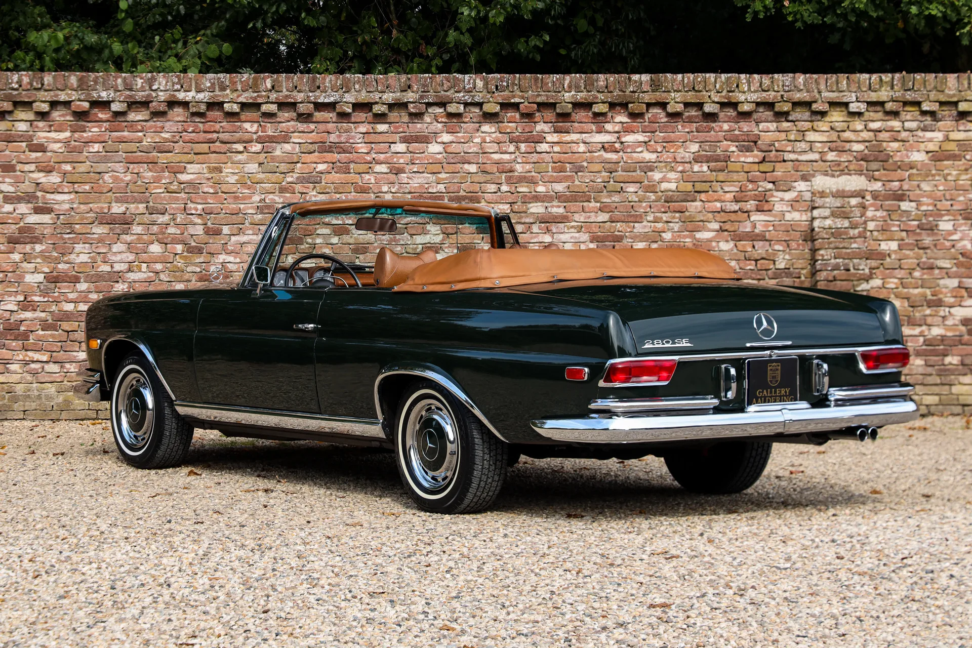 1969 Mercedes-Benz 280 SE Cabriolet, 2/30