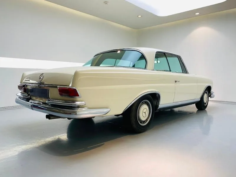 1969 Mercedes-Benz 280 SE Coupé, 3/17