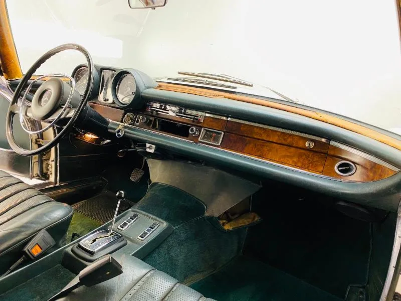 1969 Mercedes-Benz 280 SE Coupé, 14/17