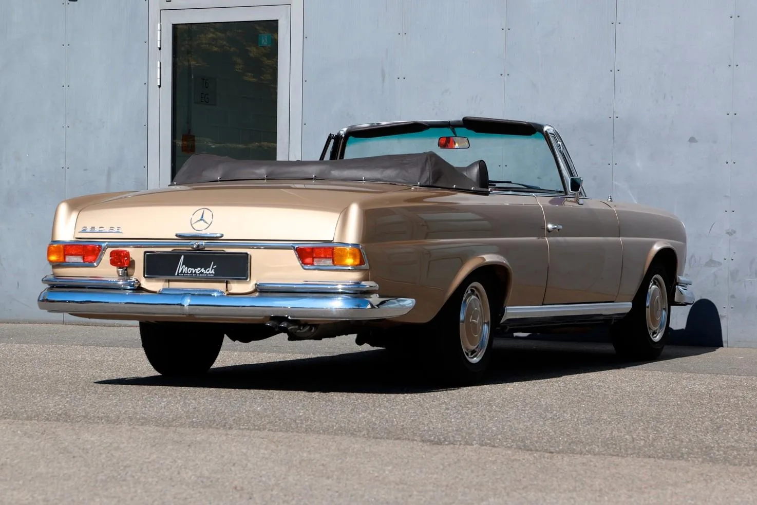 1969 Mercedes-Benz 280 SE Cabriolet, 12/24