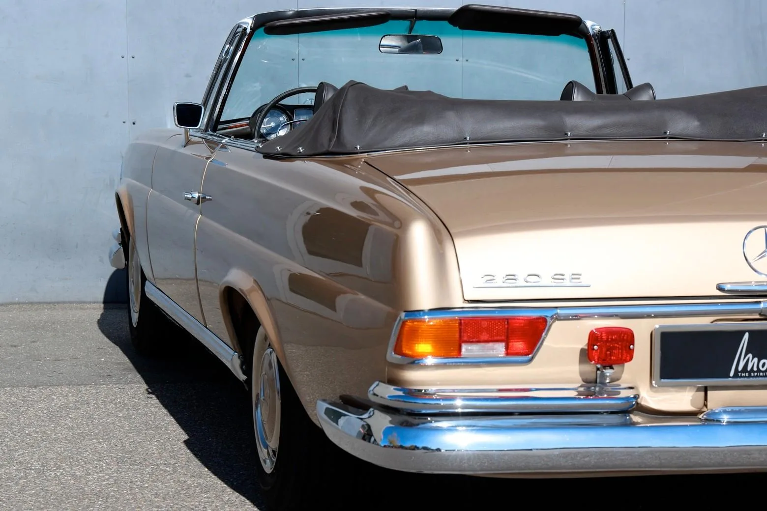 1969 Mercedes-Benz 280 SE Cabriolet, 16/24