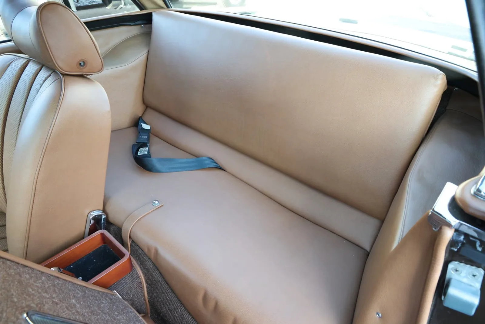 1969 Mercedes-Benz 280 SL California, 19/24