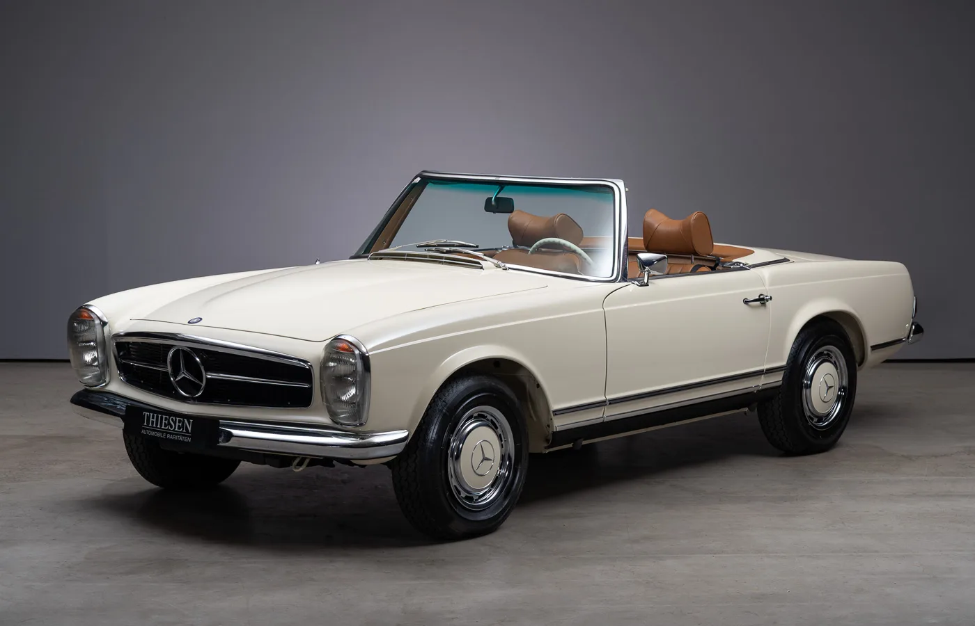 1969 Mercedes-Benz 280 SL angeboten von einem Fachhändler in Hamburg, Deutschland, Hauptfoto