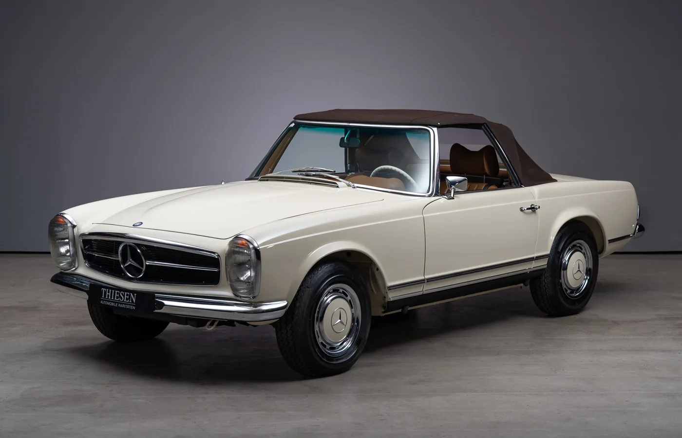 1969 Mercedes-Benz 280 SL, 2/30