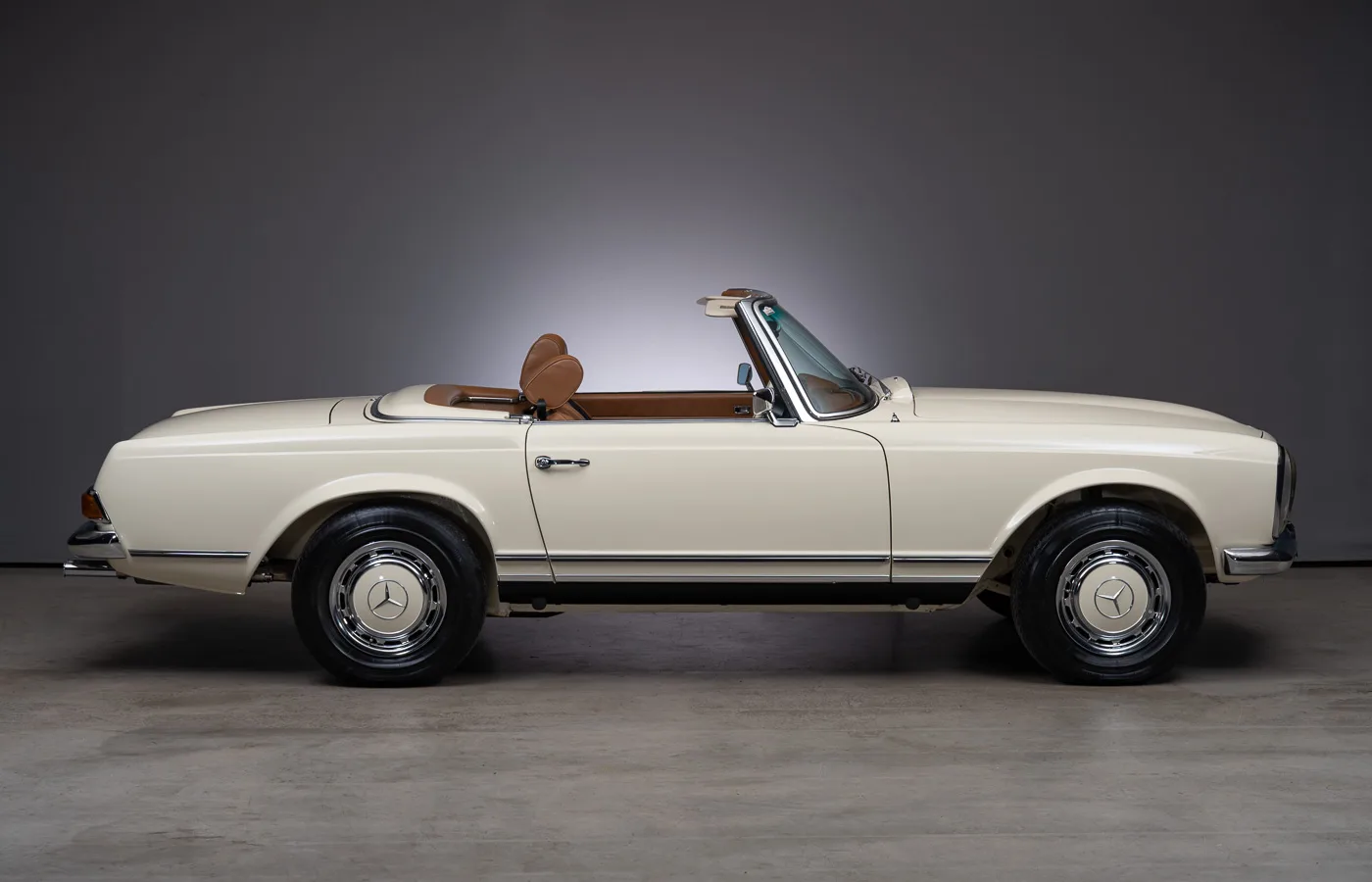 1969 Mercedes-Benz 280 SL, 6/30
