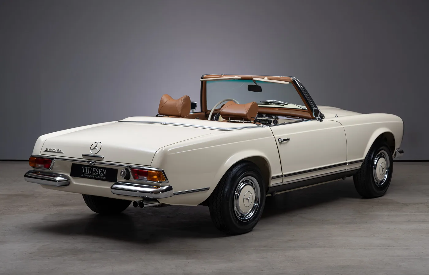1969 Mercedes-Benz 280 SL, 14/30