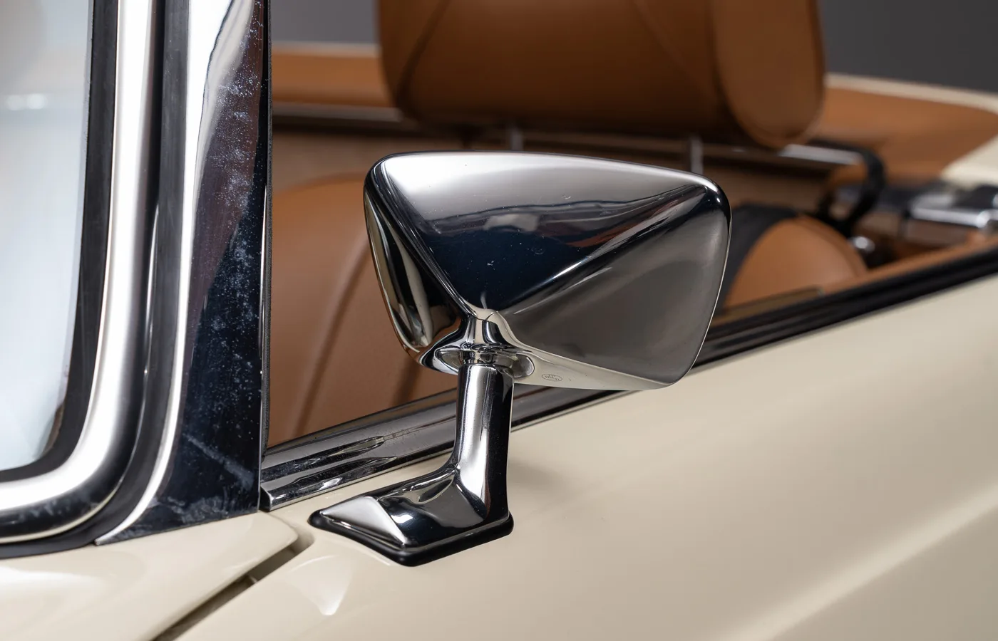 1969 Mercedes-Benz 280 SL, 18/30