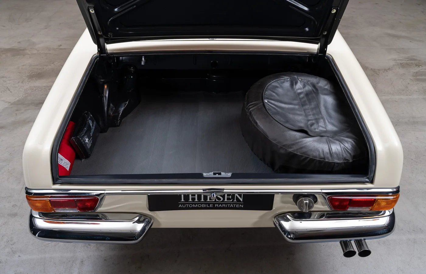1969 Mercedes-Benz 280 SL, 20/30