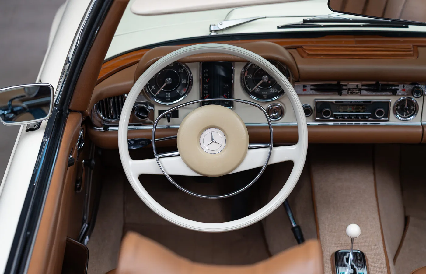 1969 Mercedes-Benz 280 SL, 27/30